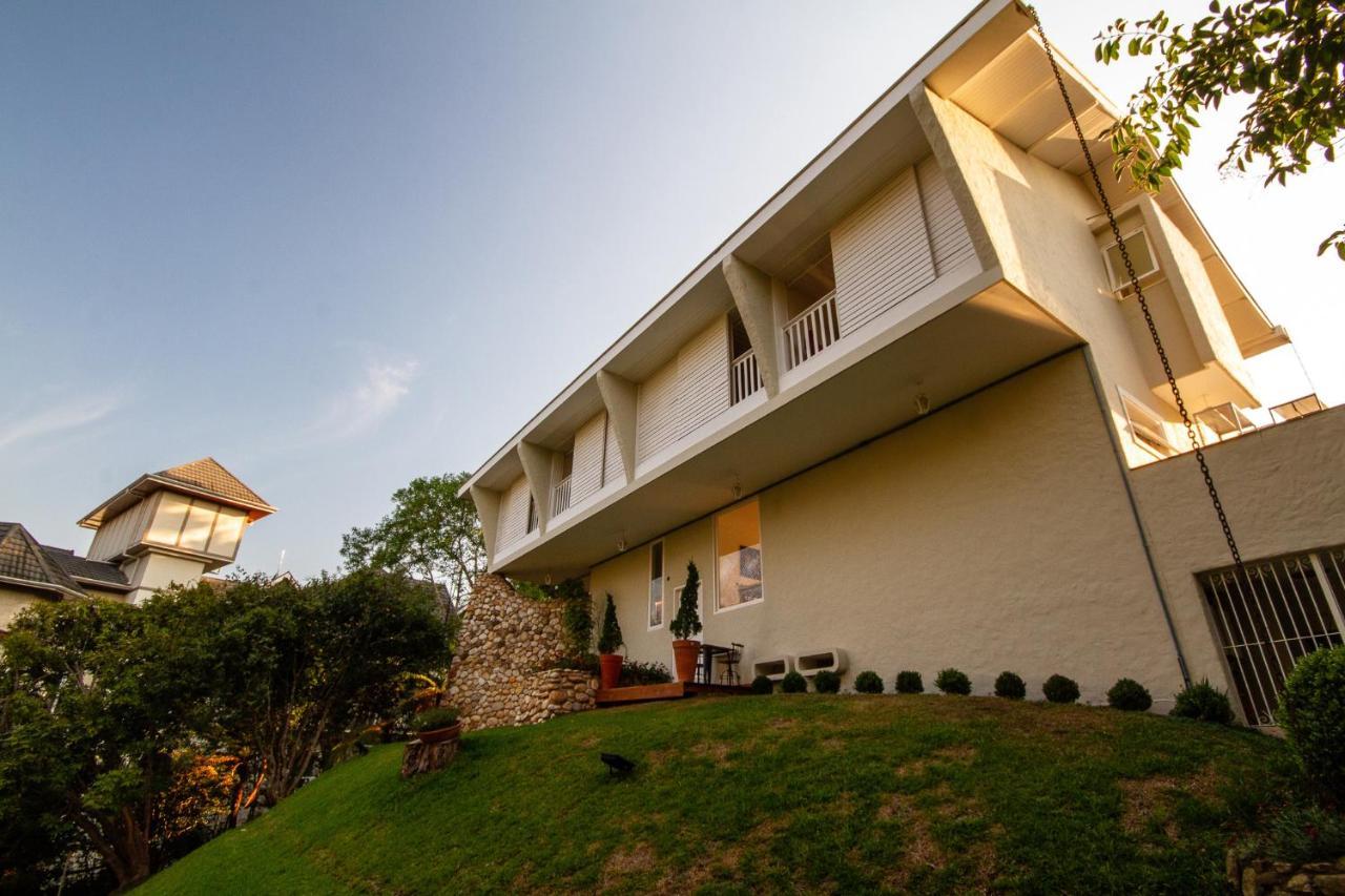 Casa Sabor Chocolate Acomodação com café da manhã Campos do Jordão Exterior foto